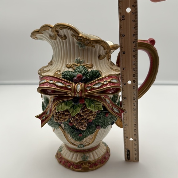 Fitz and Floyd Classic Christmas Pitcher with Bow Holly Berries and Pine Cones - Picture 14 of 16